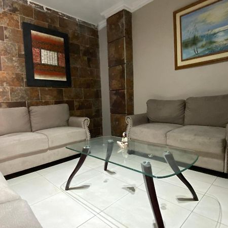 Hostal Bellagio 과야킬 외부 사진